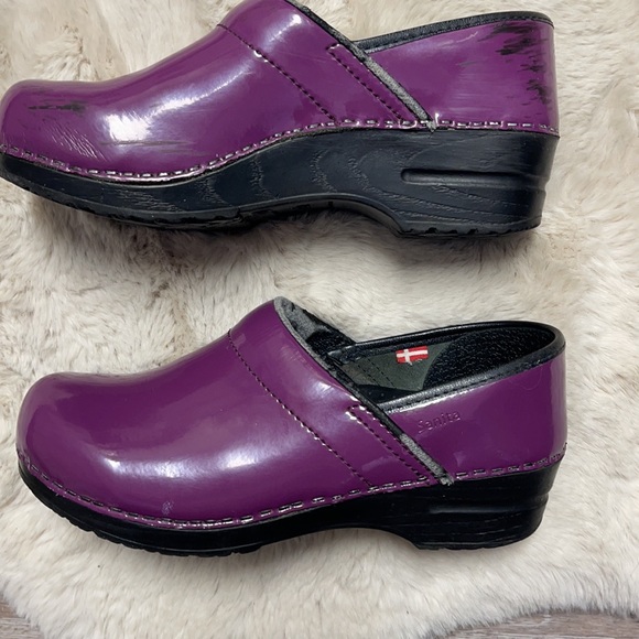 Sanita Purple Clogs Size 6.5 - Picture 3 of 14